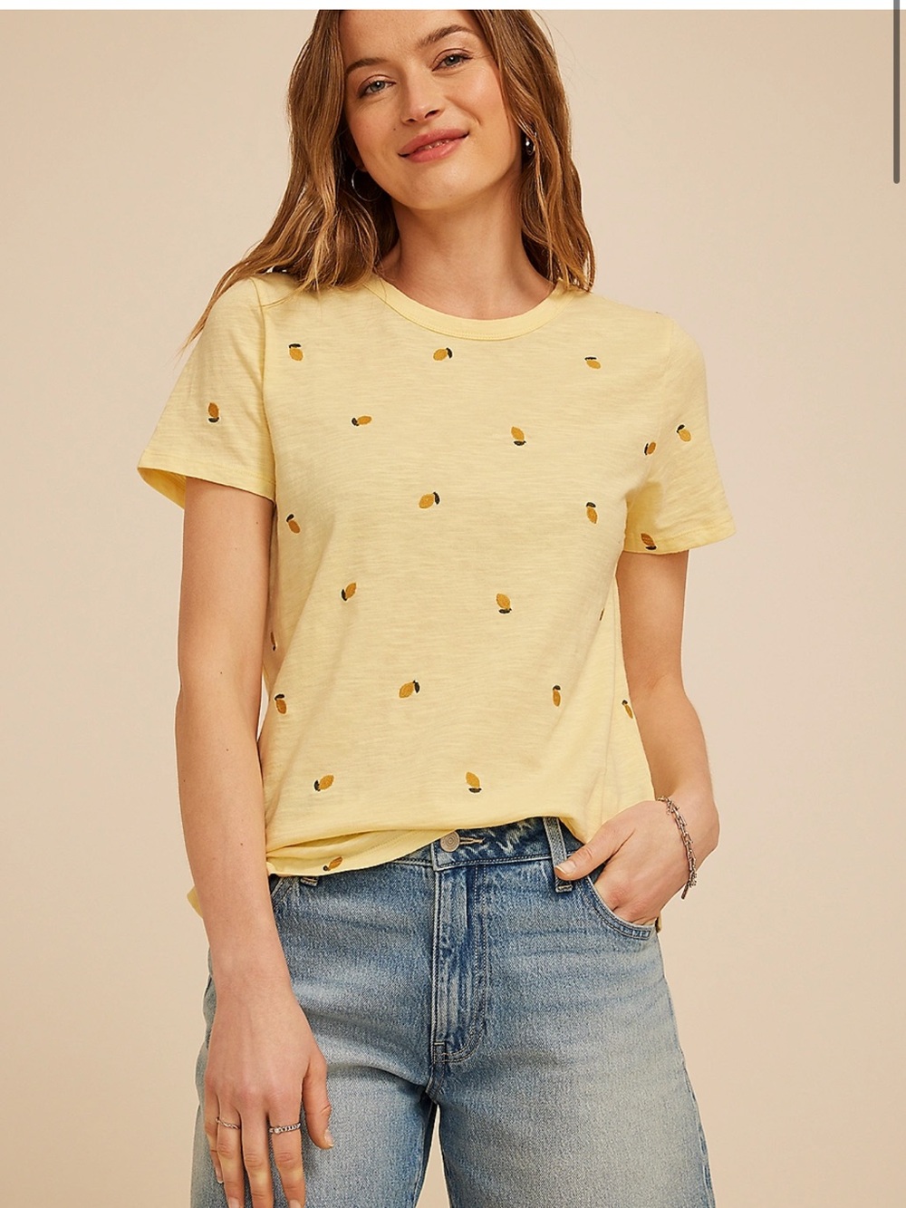 Maurices Pale Yellow Lemon-Print Short Sleeve Tee